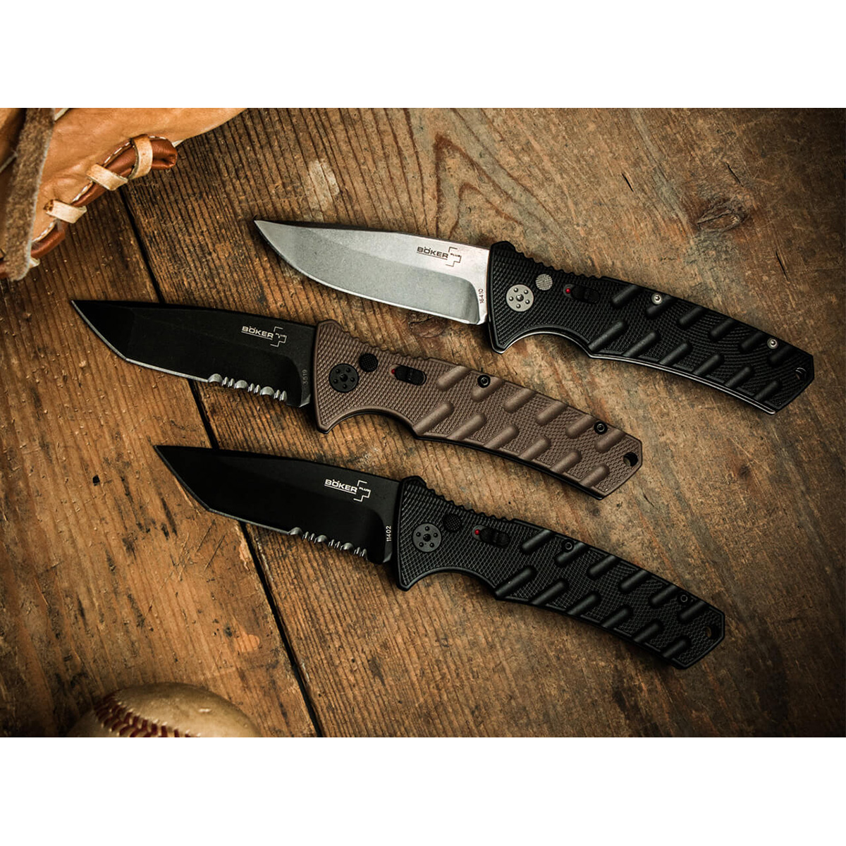 Автоматический нож Boker 01BO425 Strike Tanto Coyote — изображение 4