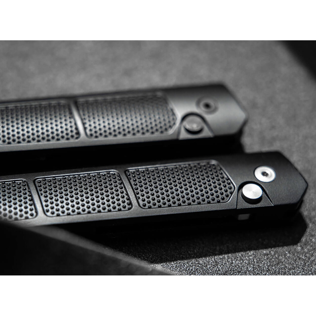 Нож автоматический Boker 01BO474 Kwaiken Grip Auto Black — изображение 3